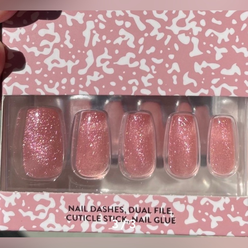 Red Aspen press on Nails Gilly’s Lessons In Patience